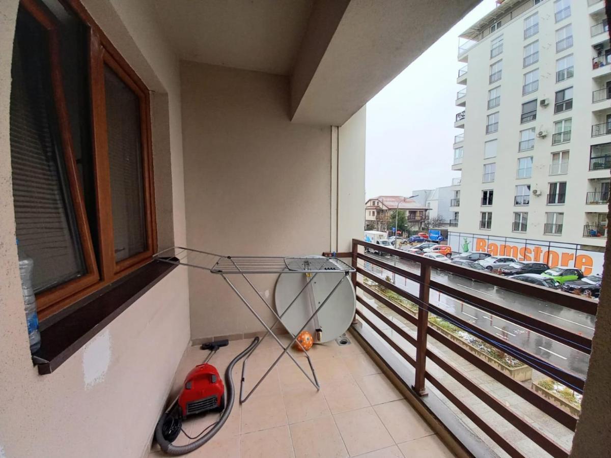 Two Rooms And Kitchen, Bathroom With Balcony Apartment Skopje Esterno foto